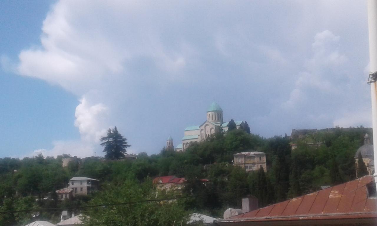 Centr Appartement Koetaisi Buitenkant foto